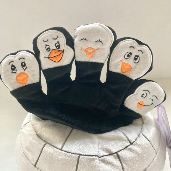 Santa Collection Sugar Loaf Penguin Finger Hand Puppet Stuffed Plush Igloo 2007 - Picture 4 of 14